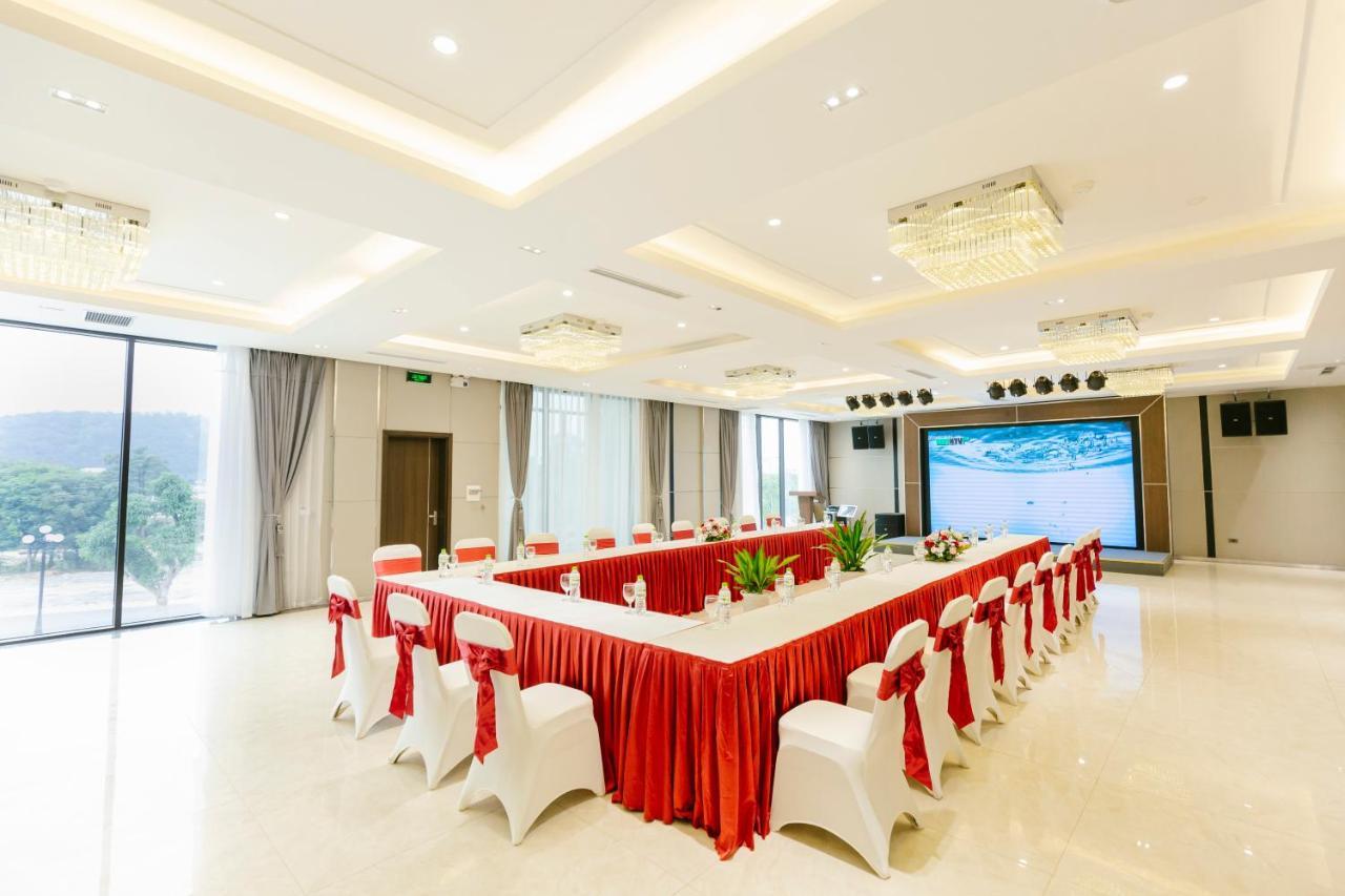 Songlam Waterfront Hotel Provinz Hà Tĩnh Exterior foto